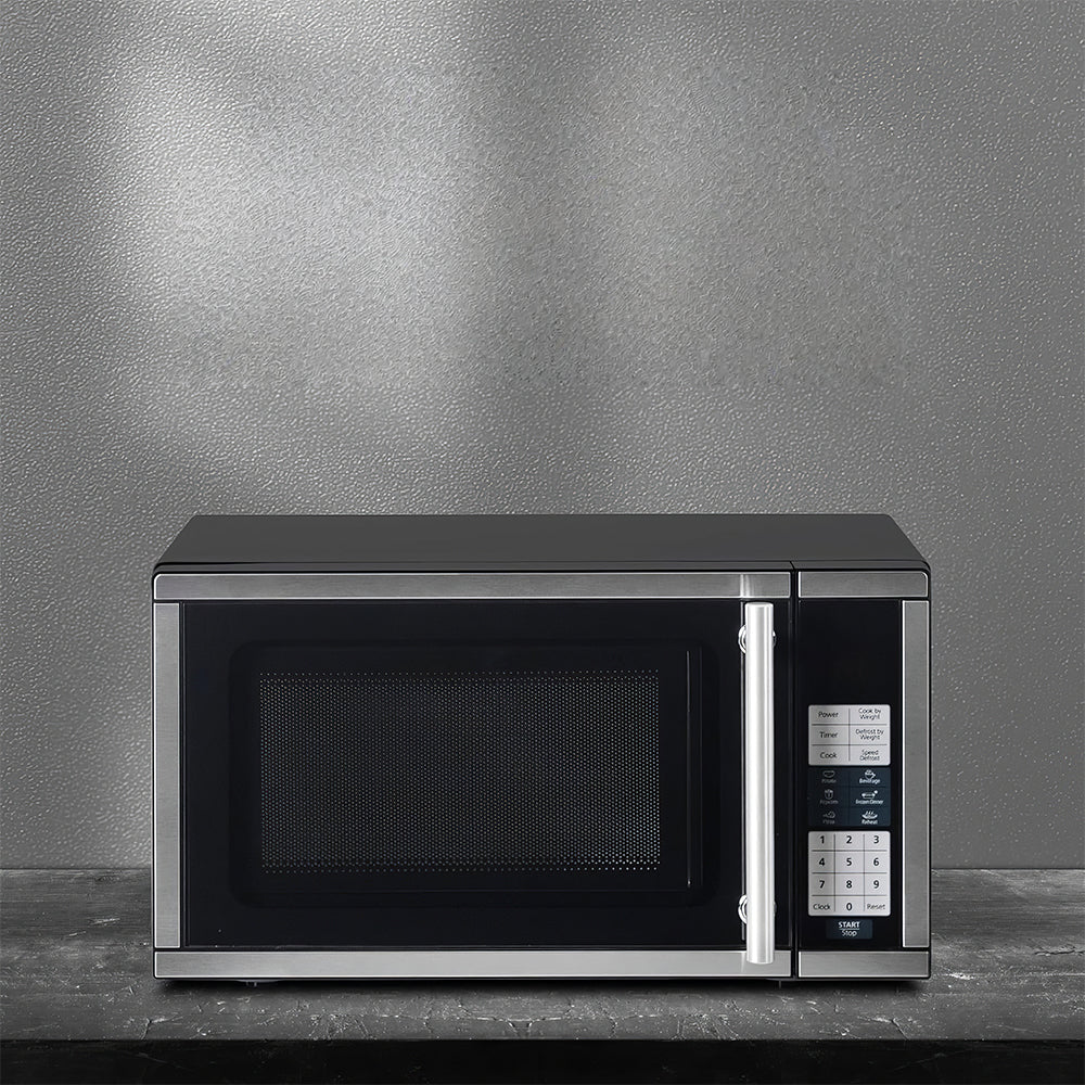 0.7 Cu. Ft. Countertop Microwave Oven, 700W with LED & Child Lock